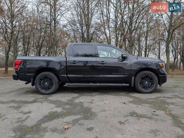 Ниссан Титан, объемом двигателя 5.56 л и пробегом 160 тыс. км за 20000 $, фото 24 на Automoto.ua