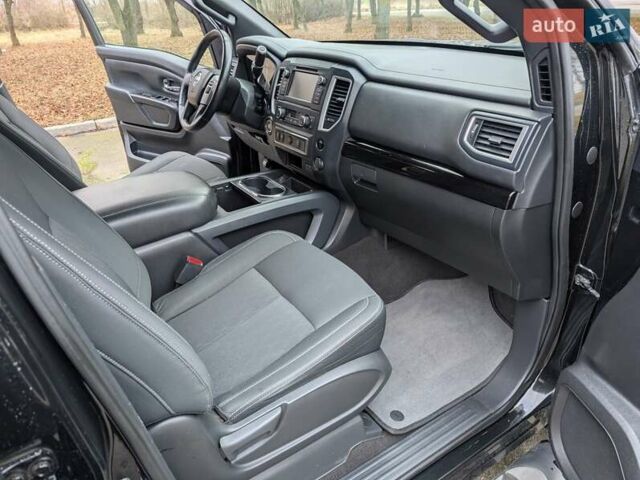 Ниссан Титан, объемом двигателя 5.56 л и пробегом 160 тыс. км за 20000 $, фото 62 на Automoto.ua