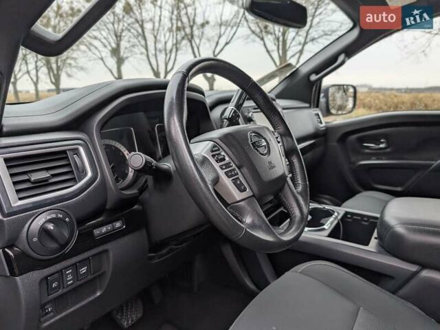 Ниссан Титан, объемом двигателя 5.56 л и пробегом 160 тыс. км за 20000 $, фото 57 на Automoto.ua