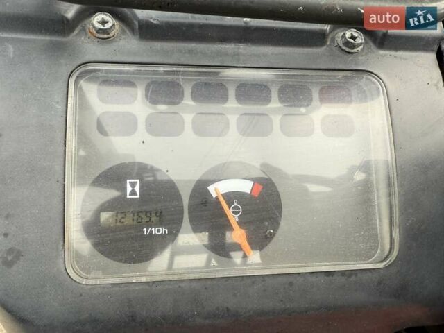 Ниссан ЮД 2004 в Тячеве на Automoto.ua Коричневый Ниссан ЮД, объемом двигателя 0 л и пробегом 15 тыс. км за 11500 $, фото 8 на Automoto.ua