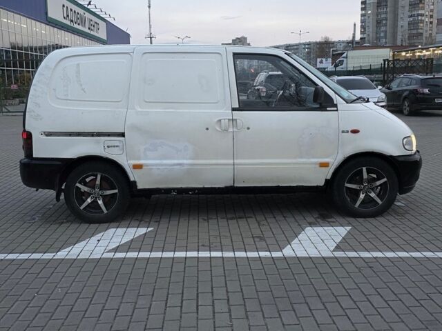 Білий Ніссан Ванетте, об'ємом двигуна 2.3 л та пробігом 299 тис. км за 1499 $, фото 2 на Automoto.ua