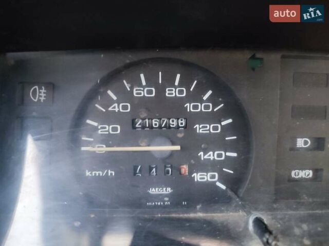 Белый Ниссан Ванетте, объемом двигателя 2 л и пробегом 216 тыс. км за 2100 $, фото 4 на Automoto.ua