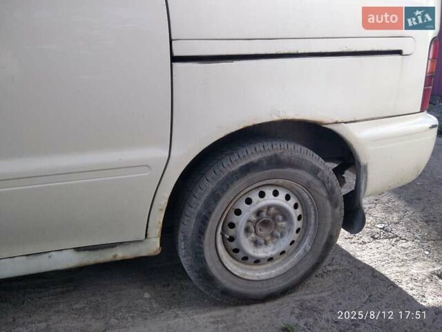 Білий Ніссан Ванетте, об'ємом двигуна 2.28 л та пробігом 266 тис. км за 3200 $, фото 16 на Automoto.ua