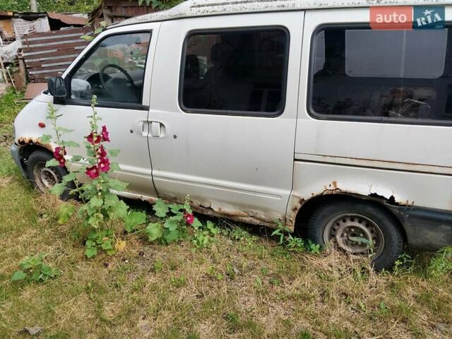 Белый Ниссан Ванетте, объемом двигателя 0 л и пробегом 380 тыс. км за 750 $, фото 2 на Automoto.ua