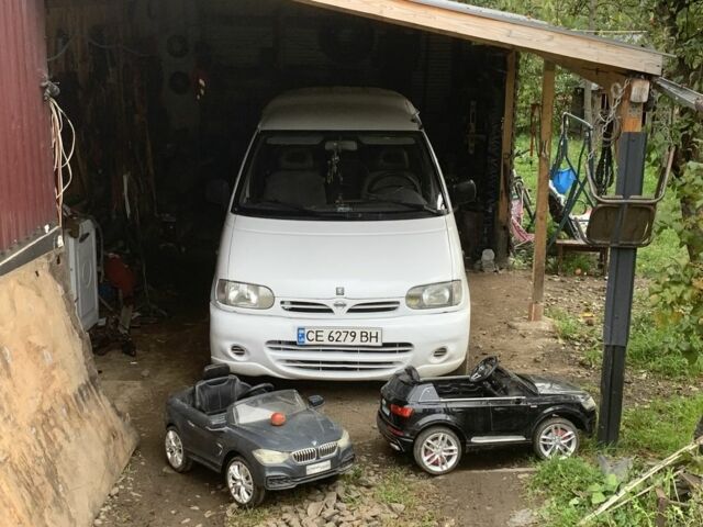 Білий Ніссан Ванетте, об'ємом двигуна 2.3 л та пробігом 320 тис. км за 2300 $, фото 9 на Automoto.ua