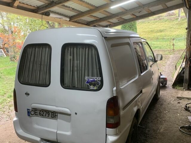 Білий Ніссан Ванетте, об'ємом двигуна 2.3 л та пробігом 320 тис. км за 2300 $, фото 5 на Automoto.ua