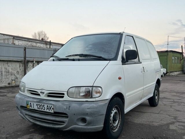 Белый Ниссан Ванетте, объемом двигателя 2.3 л и пробегом 240 тыс. км за 2300 $, фото 1 на Automoto.ua