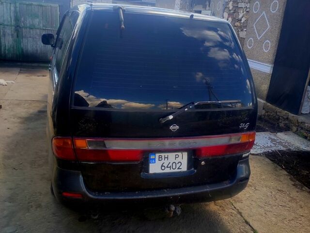 Черный Ниссан Ванетте, объемом двигателя 2 л и пробегом 111 тыс. км за 2200 $, фото 2 на Automoto.ua