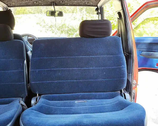 Красный Ниссан Ванетте, объемом двигателя 2 л и пробегом 340 тыс. км за 2500 $, фото 10 на Automoto.ua