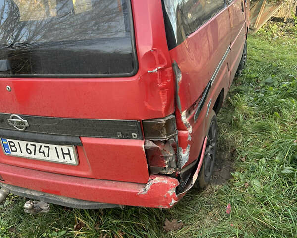 Красный Ниссан Ванетте, объемом двигателя 2 л и пробегом 340 тыс. км за 2500 $, фото 1 на Automoto.ua