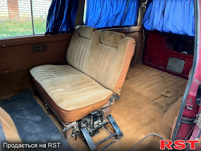 Червоний Ніссан Ванетте, об'ємом двигуна 1.5 л та пробігом 300 тис. км за 800 $, фото 1 на Automoto.ua