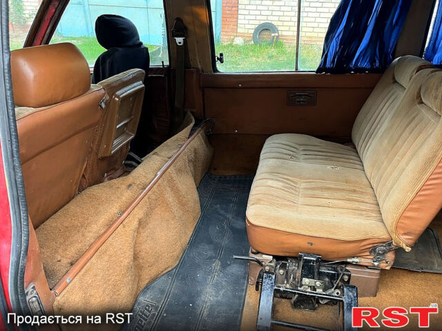 Червоний Ніссан Ванетте, об'ємом двигуна 1.5 л та пробігом 300 тис. км за 800 $, фото 2 на Automoto.ua