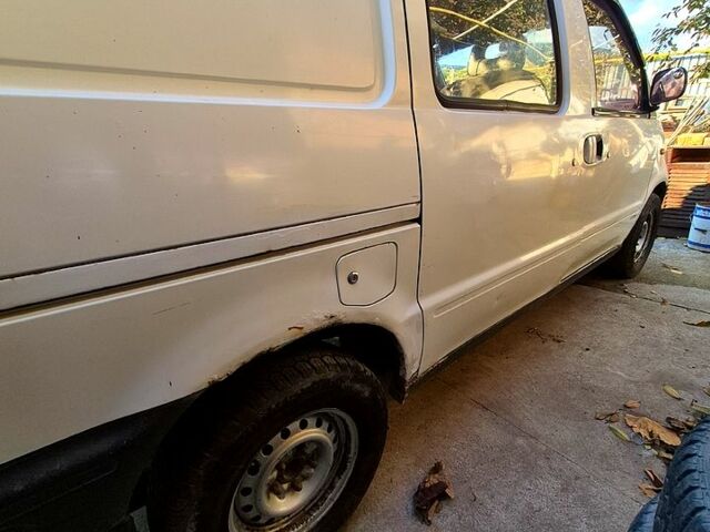 Ніссан Ванетте, об'ємом двигуна 2.3 л та пробігом 0 тис. км за 2400 $, фото 8 на Automoto.ua