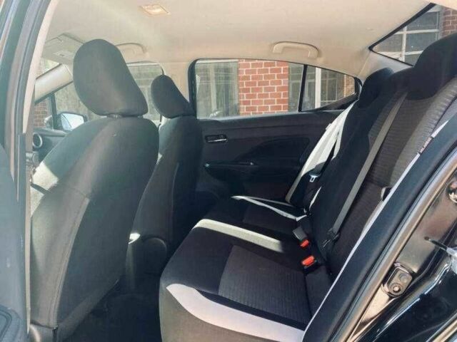 Черный Ниссан Верса, объемом двигателя 1.6 л и пробегом 32 тыс. км за 2400 $, фото 7 на Automoto.ua