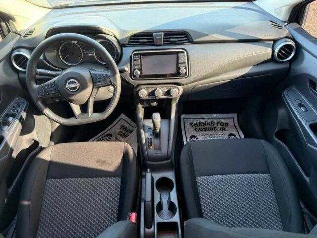 Черный Ниссан Верса, объемом двигателя 1.6 л и пробегом 22 тыс. км за 3900 $, фото 5 на Automoto.ua