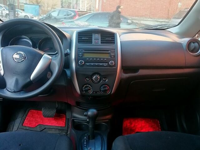 Красный Ниссан Верса, объемом двигателя 1.6 л и пробегом 170 тыс. км за 6600 $, фото 5 на Automoto.ua