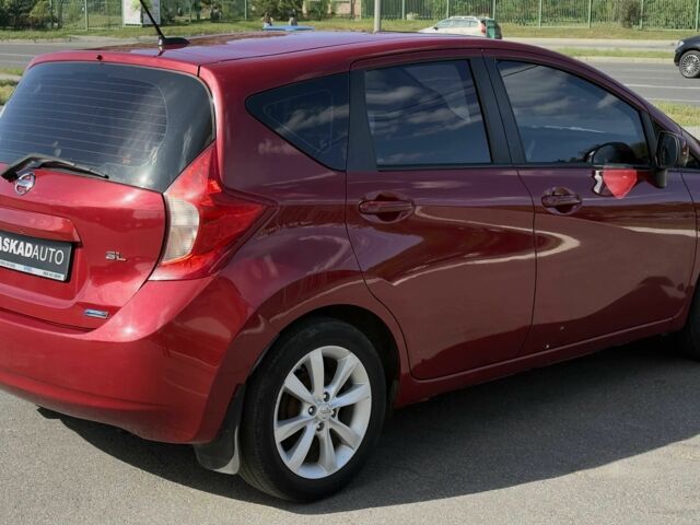 Красный Ниссан Верса, объемом двигателя 1.6 л и пробегом 120 тыс. км за 8400 $, фото 3 на Automoto.ua