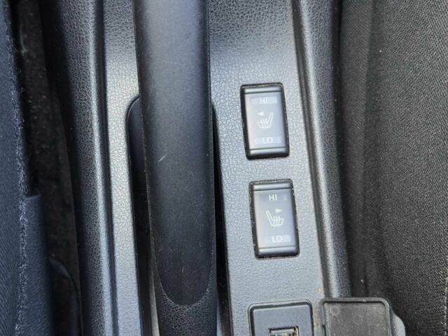 Красный Ниссан Верса, объемом двигателя 1.6 л и пробегом 120 тыс. км за 8400 $, фото 14 на Automoto.ua