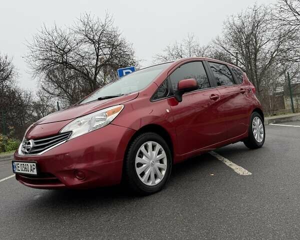 Красный Ниссан Верса, объемом двигателя 1.6 л и пробегом 134 тыс. км за 6300 $, фото 3 на Automoto.ua