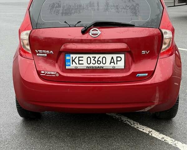 Красный Ниссан Верса, объемом двигателя 1.6 л и пробегом 134 тыс. км за 6300 $, фото 6 на Automoto.ua