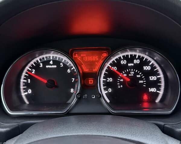 Красный Ниссан Верса, объемом двигателя 1.6 л и пробегом 134 тыс. км за 6300 $, фото 8 на Automoto.ua