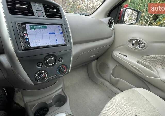 Красный Ниссан Верса, объемом двигателя 1.6 л и пробегом 45 тыс. км за 5800 $, фото 11 на Automoto.ua