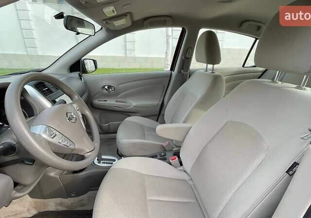 Красный Ниссан Верса, объемом двигателя 1.6 л и пробегом 45 тыс. км за 5800 $, фото 8 на Automoto.ua