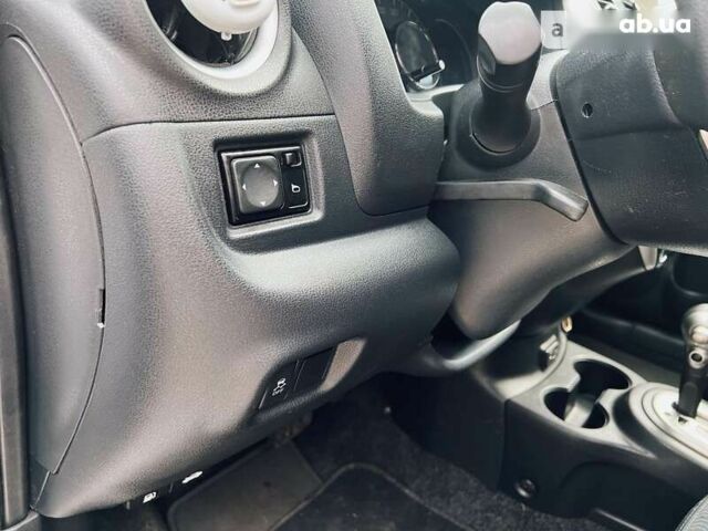 Ниссан Верса, объемом двигателя 1.6 л и пробегом 38 тыс. км за 11200 $, фото 10 на Automoto.ua