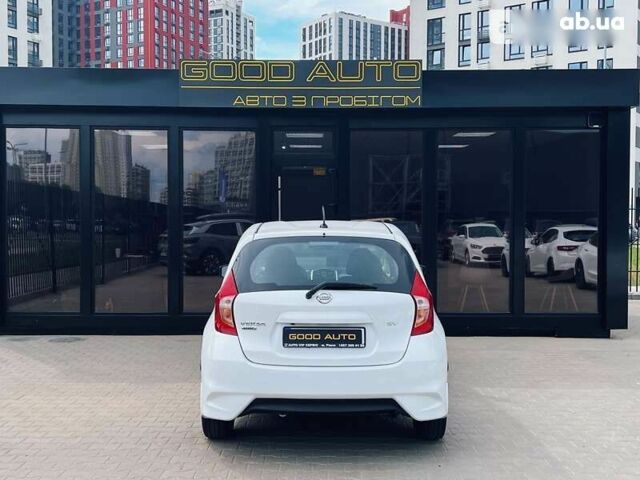 Ниссан Верса, объемом двигателя 1.6 л и пробегом 38 тыс. км за 11200 $, фото 5 на Automoto.ua