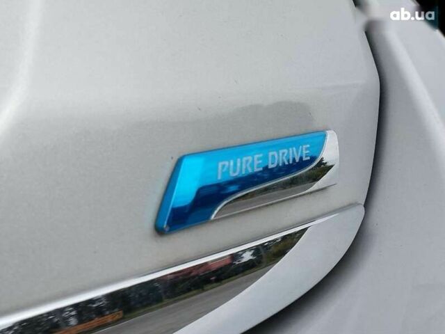 Ниссан Верса, объемом двигателя 1.6 л и пробегом 92 тыс. км за 8290 $, фото 10 на Automoto.ua