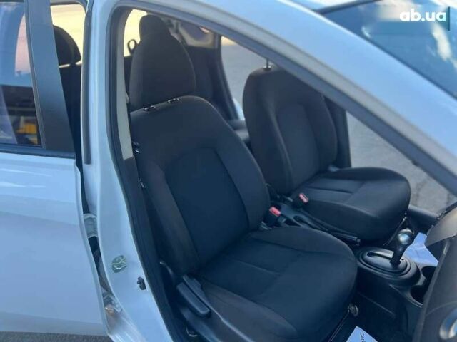 Ниссан Верса, объемом двигателя 1.6 л и пробегом 70 тыс. км за 8500 $, фото 20 на Automoto.ua