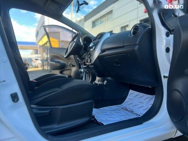 Ниссан Верса, объемом двигателя 1.6 л и пробегом 70 тыс. км за 8500 $, фото 22 на Automoto.ua