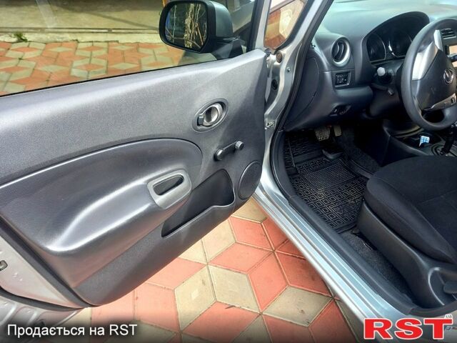 Серый Ниссан Верса, объемом двигателя 1.6 л и пробегом 88 тыс. км за 6900 $, фото 3 на Automoto.ua