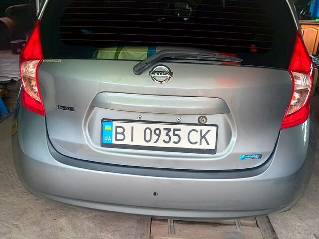 Серый Ниссан Верса, объемом двигателя 1.6 л и пробегом 88 тыс. км за 6900 $, фото 5 на Automoto.ua