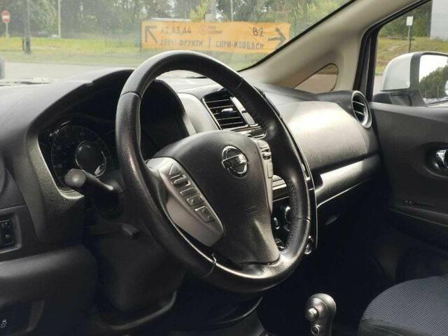 Ніссан Верса 2015 у Києві на Automoto.ua Сірий Ніссан Верса, об'ємом двигуна 1.6 л та пробігом 92 тис. км за 7790 $, фото 11 на Automoto.ua