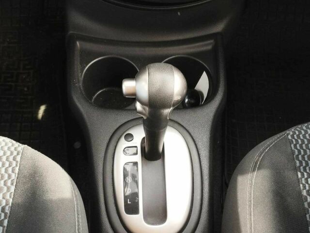 Ніссан Верса 2015 у Києві на Automoto.ua Сірий Ніссан Верса, об'ємом двигуна 1.6 л та пробігом 92 тис. км за 7790 $, фото 23 на Automoto.ua
