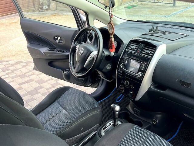 Серый Ниссан Верса, объемом двигателя 1.6 л и пробегом 144 тыс. км за 9000 $, фото 9 на Automoto.ua