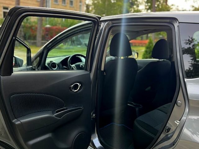 Серый Ниссан Верса, объемом двигателя 1.6 л и пробегом 144 тыс. км за 9000 $, фото 5 на Automoto.ua