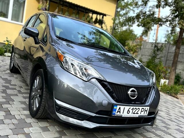 Серый Ниссан Верса, объемом двигателя 1.6 л и пробегом 144 тыс. км за 9000 $, фото 1 на Automoto.ua