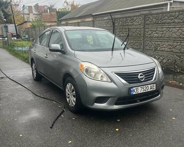 Серый Ниссан Верса, объемом двигателя 1.6 л и пробегом 102 тыс. км за 5496 $, фото 7 на Automoto.ua