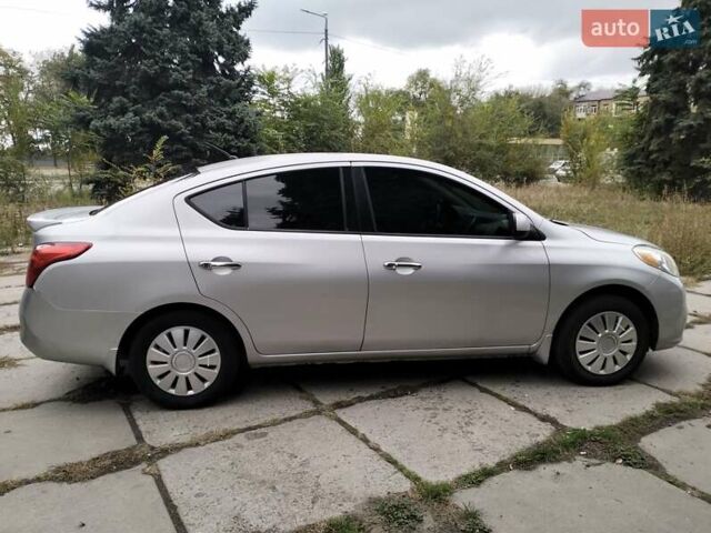 Серый Ниссан Верса, объемом двигателя 1.6 л и пробегом 120 тыс. км за 5999 $, фото 5 на Automoto.ua
