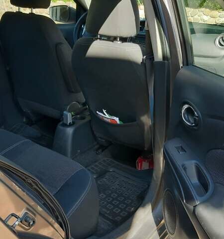 Серый Ниссан Верса, объемом двигателя 1.6 л и пробегом 130 тыс. км за 7500 $, фото 3 на Automoto.ua