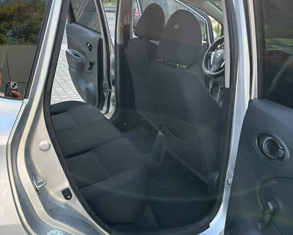 Серый Ниссан Верса, объемом двигателя 1.6 л и пробегом 128 тыс. км за 8800 $, фото 8 на Automoto.ua