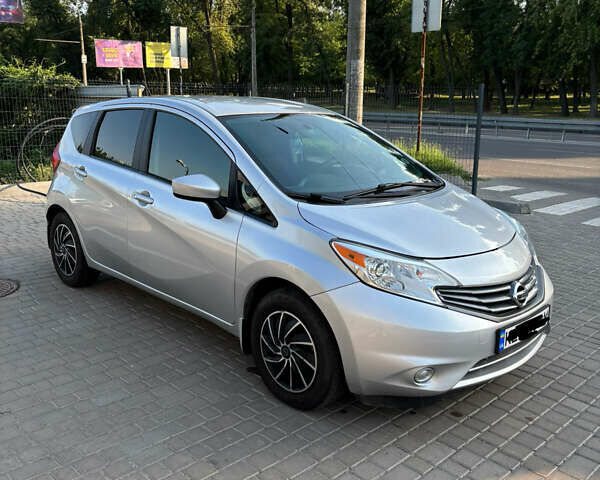 Серый Ниссан Верса, объемом двигателя 1.6 л и пробегом 128 тыс. км за 8800 $, фото 1 на Automoto.ua