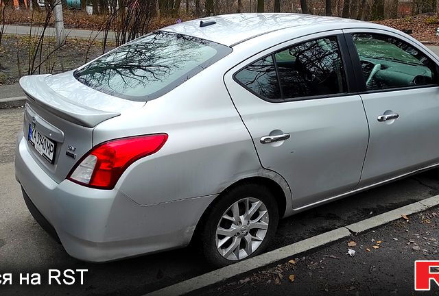 Сірий Ніссан Верса, об'ємом двигуна 1.6 л та пробігом 155 тис. км за 4400 $, фото 5 на Automoto.ua