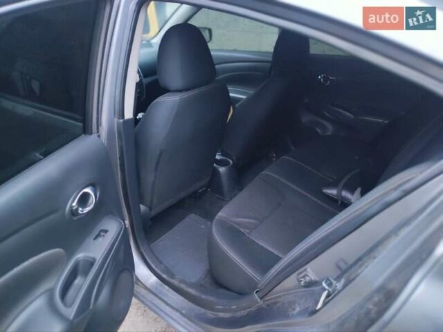 Серый Ниссан Верса, объемом двигателя 1.6 л и пробегом 142 тыс. км за 4500 $, фото 5 на Automoto.ua