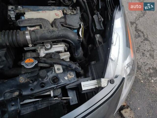 Серый Ниссан Верса, объемом двигателя 1.6 л и пробегом 142 тыс. км за 4500 $, фото 11 на Automoto.ua