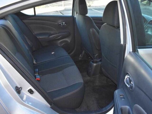 Серый Ниссан Верса, объемом двигателя 1.6 л и пробегом 55 тыс. км за 1900 $, фото 9 на Automoto.ua