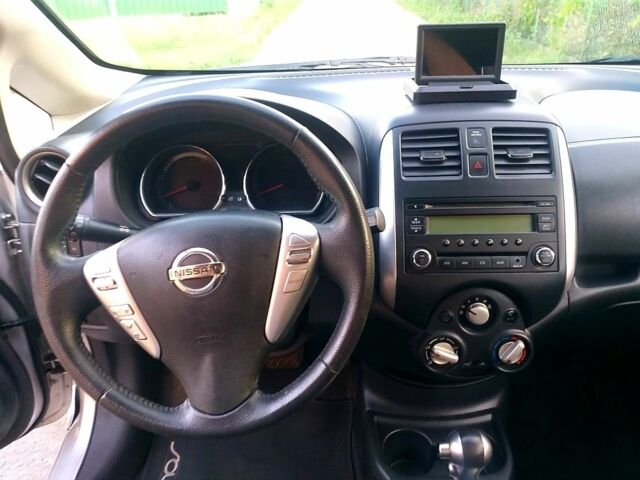 Сірий Ніссан Верса, об'ємом двигуна 1.6 л та пробігом 168 тис. км за 7050 $, фото 6 на Automoto.ua