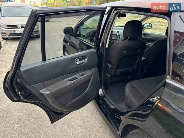 Черный Ниссан Вингроад, объемом двигателя 1.5 л и пробегом 62 тыс. км за 7400 $, фото 13 на Automoto.ua